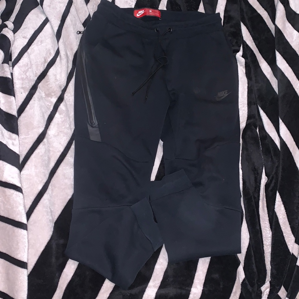 Men’s Black Nike tech pants